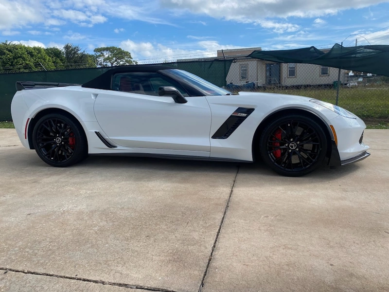 slide-corvette-white